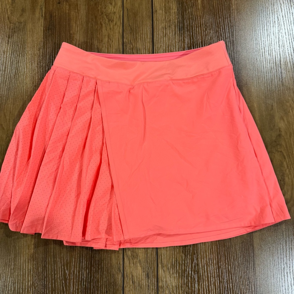 Lululemon Asymmetrical Pleated Tennis Skirt - Picture 4 of 9